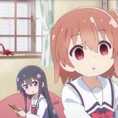 女子晕倒丈夫观望后抱走孩子